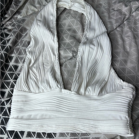 HALTER TOP - Picture 2 of 2